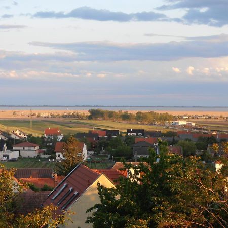 Ferienwohnung Am Kirchberg Nyulas Kültér fotó