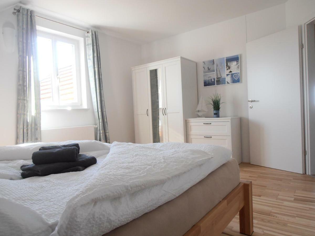 Ferienwohnung Am Kirchberg Nyulas Kültér fotó